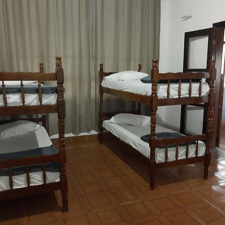 Hostel Le Castelle คารากัวตาตูบา ภายนอก รูปภาพ