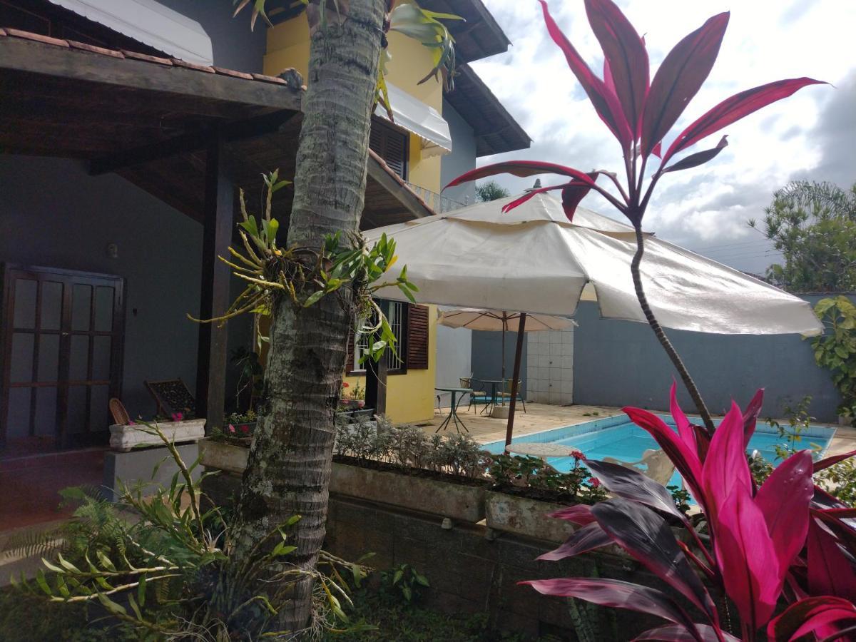 Hostel Le Castelle คารากัวตาตูบา ภายนอก รูปภาพ