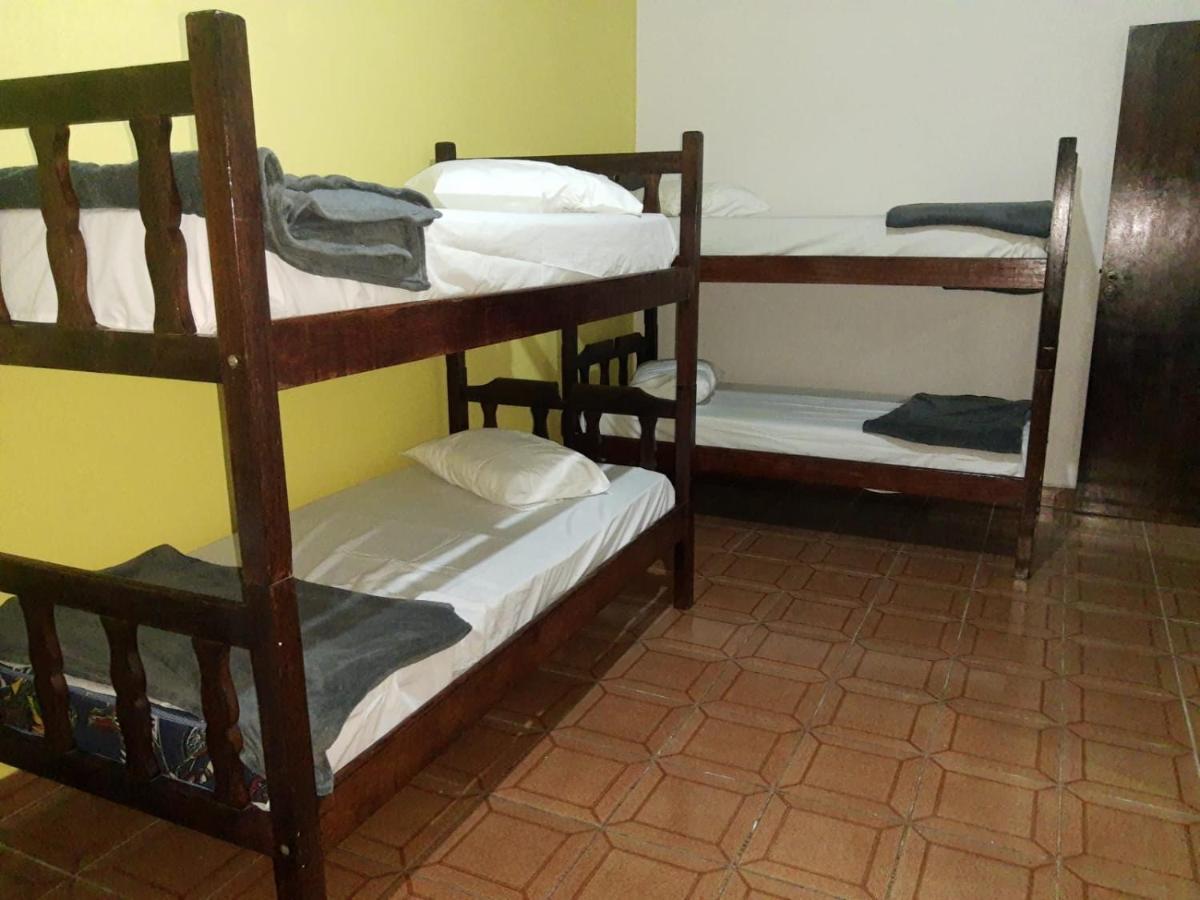 Hostel Le Castelle คารากัวตาตูบา ภายนอก รูปภาพ